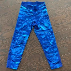 Nike pro blue spandex cropped leggings